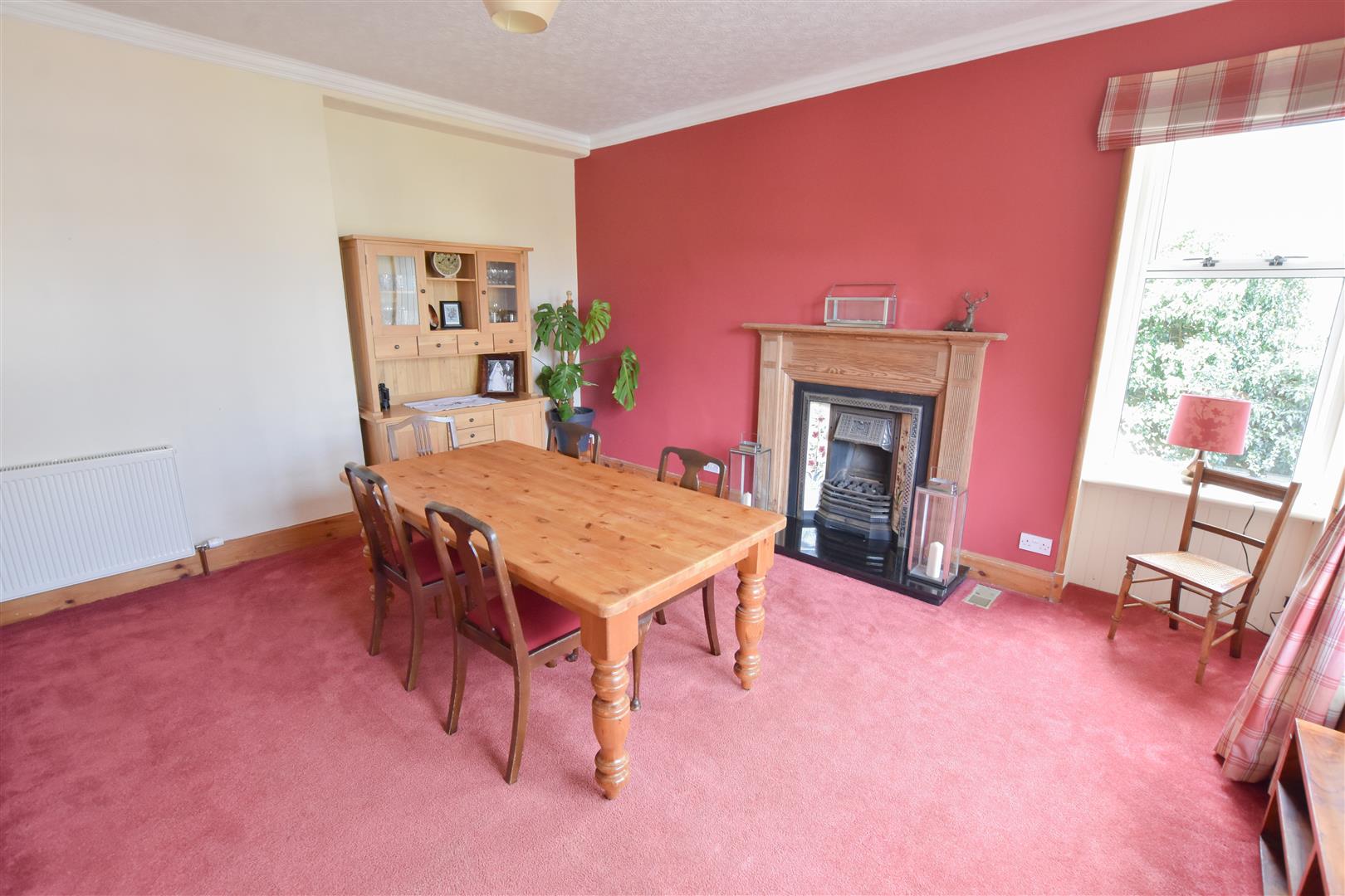 Property For Sale in Dingwall IV15 9JQ Munro & Noble, Estate Agents